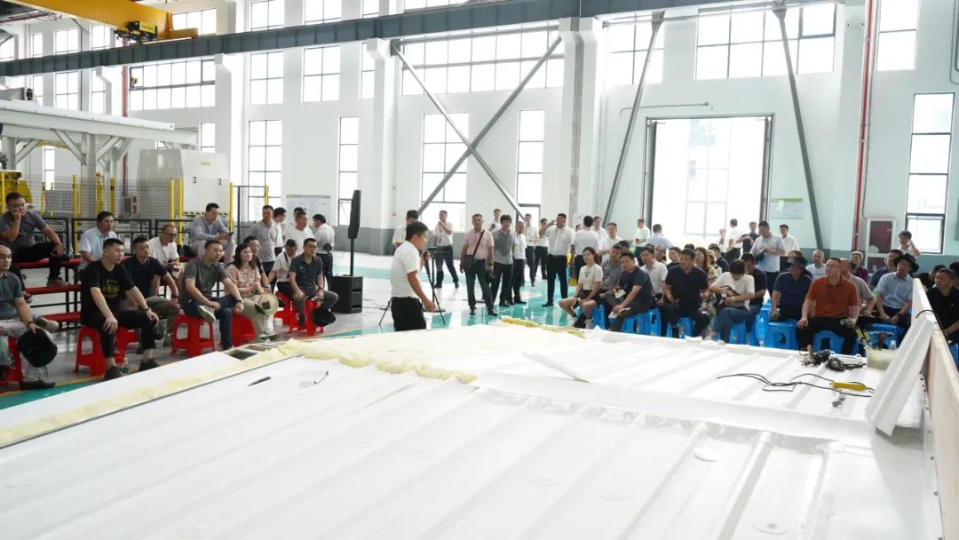  промышленная и коммерческая кровля 