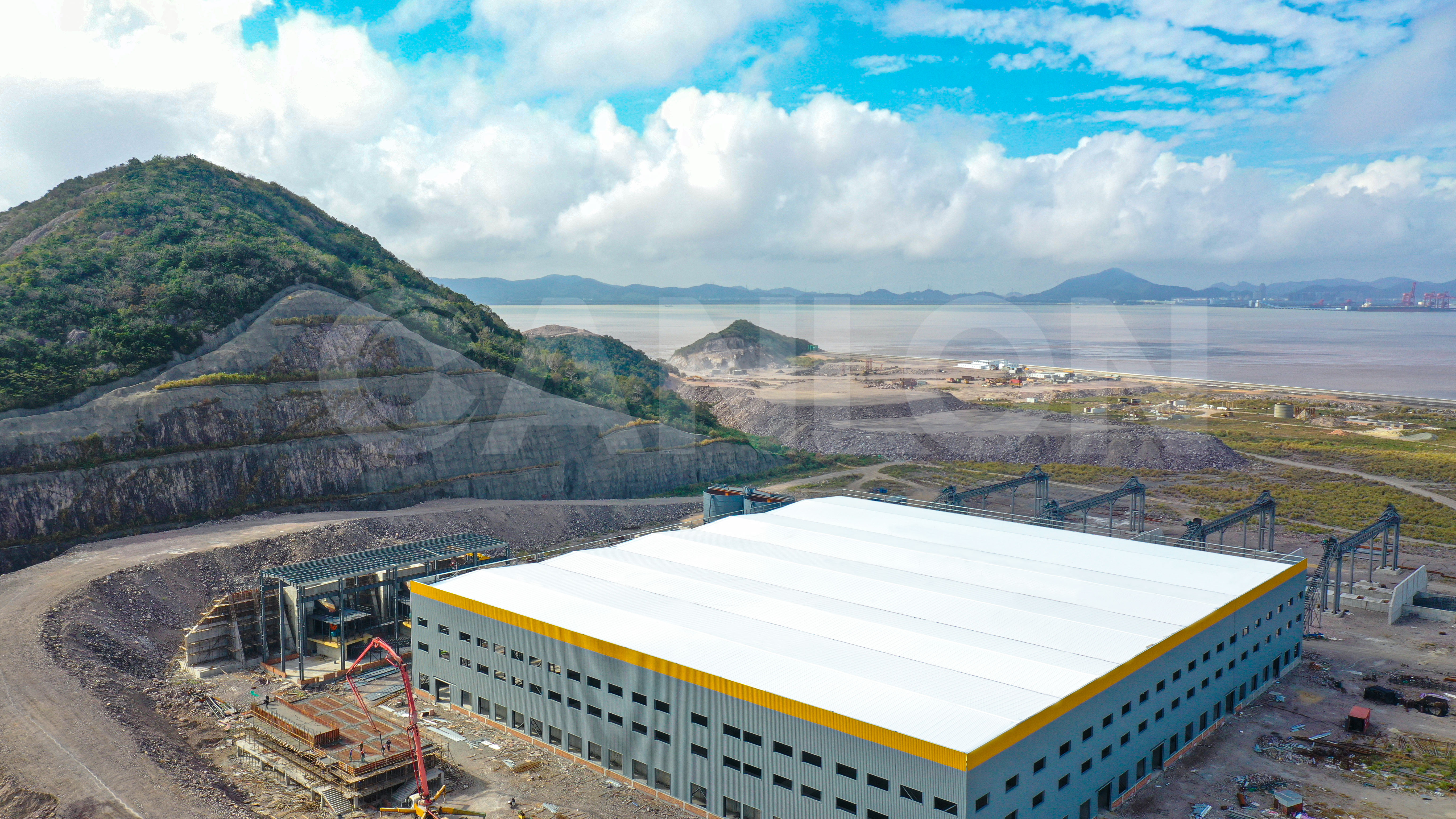 Отличный Канлон |Металлическая панель TMP установлена ​​на ключевом промышленном объекте стоимостью в десятки миллиардов долларов на острове Цзиньбою в городе Чжоушань