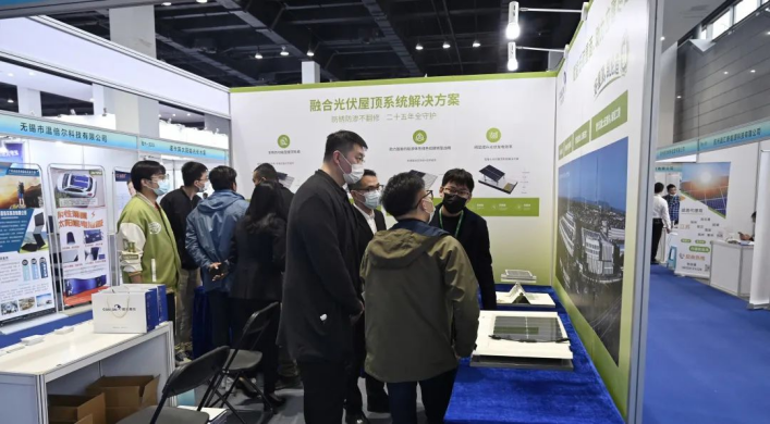 Фокус Канлон |Компания Canlon получила почетное звание «Лучший поставщик услуг по обслуживанию фотоэлектрических крыш».